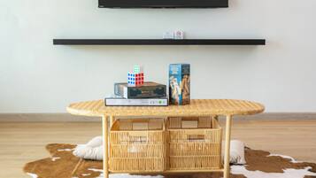 Family Junior Suite | Blackout curtains, iron/ironing board, free WiFi