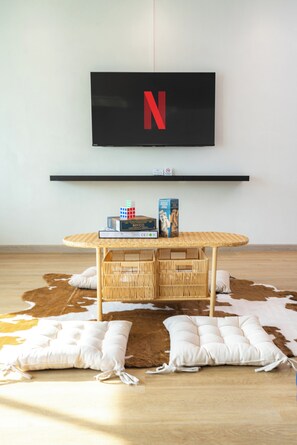 Habitació júnior | Cortines opaques, planxa i posts de planxar i wifi gratuïta 