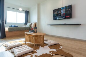 Habitació júnior | Cortines opaques, planxa i posts de planxar i wifi gratuïta