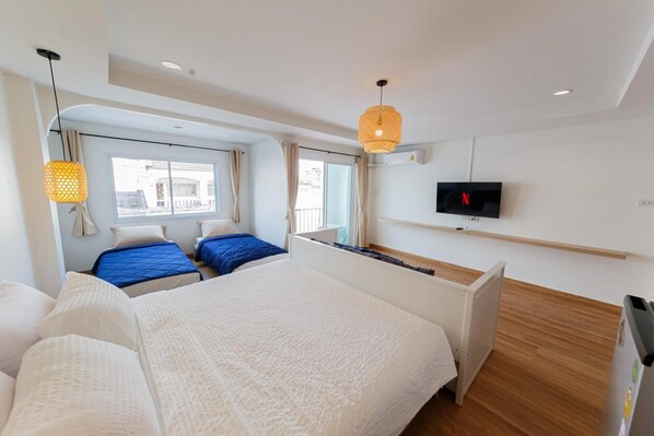 Blackout curtains, iron/ironing board, free WiFi