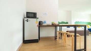 Blackout curtains, iron/ironing board, free WiFi