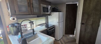 Catchin' Rays Camper NTB