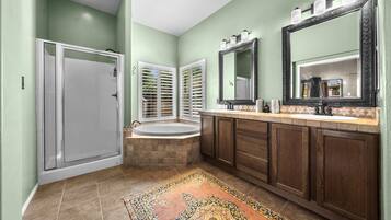 Jetted tub, hair dryer, towels, soap