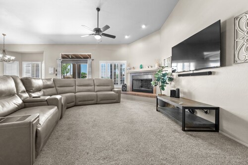 Picacho Pool House - NO Cleaning or Extra Guest Fees