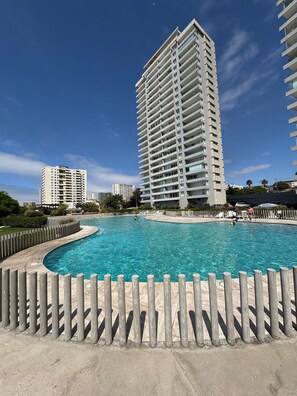 Uklassifisert bilde, 4 av 39, knapp