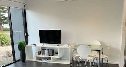Esperance Waterfront Apartment