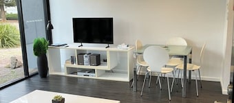 Esperance Waterfront Apartment