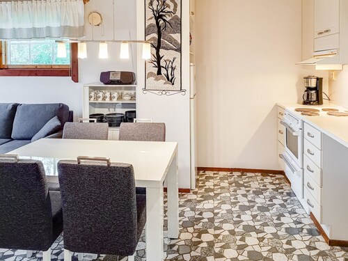 Mukalilla, paritalo sis loppusiivouksen by Interhome