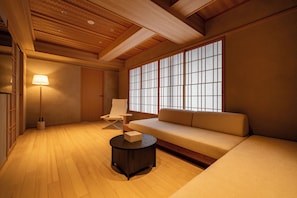 Traditional Room | Living room