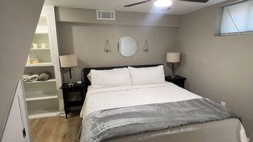 2 bedrooms, iron/ironing board, free WiFi, bed sheets