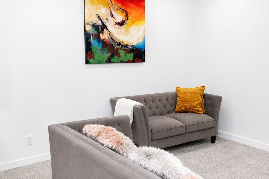 Cozy And Serene 2br Apartment-perfect Getaway In Calgary! - Calgary