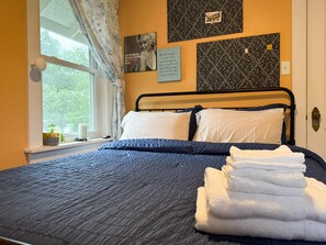 4 Schlafzimmer, Schreibtisch, WLAN, Bettwäsche