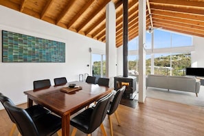 Interior - Bush & Beach Haven I Ocean & Bush Views (Fairhaven)