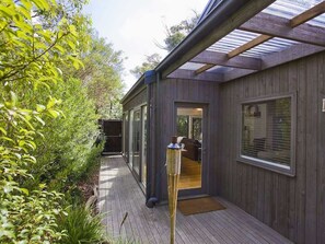 Exterior - Anglesea Central I Walk to river & shops (Anglesea)