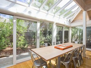 Dining - Anglesea Central I Walk to river & shops (Anglesea)