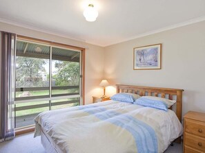 3 slaapkamers, een strijkplank/strijkijzer