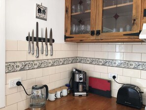 Interior - River End I Walk to the beach or shops (Aireys Inlet)