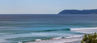 Moggs View I Ocean View