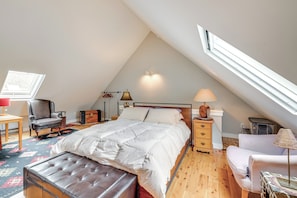 2 chambres, fer et planche à repasser, Wi-Fi, draps fournis