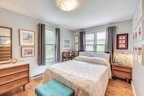 2 chambres, fer et planche à repasser, accès Internet, draps fournis