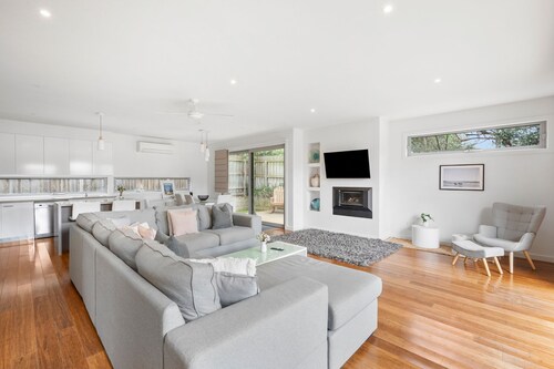 3BR Family Home in Torquay Central I Pet Friendly