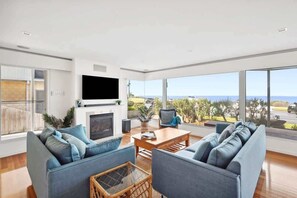 TV, peis og DVD-spiller