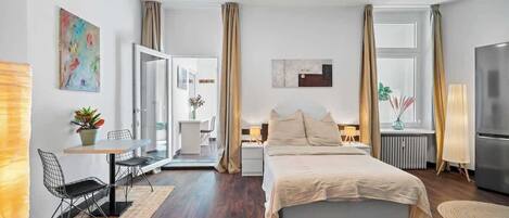 2 bedrooms, desk, iron/ironing board, travel cot