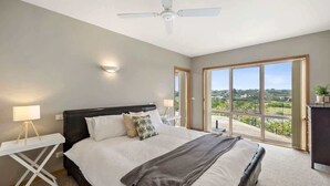 4 bedrooms, iron/ironing board - Bella Haven I Ocean Views (Fairhaven)