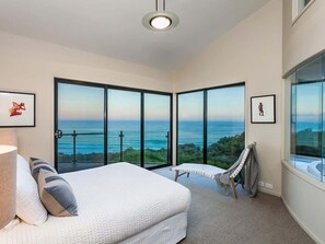 5 chambres, fer et planche à repasser, Wi-Fi, draps fournis