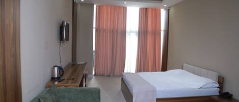 Double or Twin Room, Balcony, Garden View