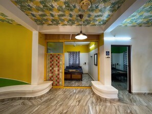 4 bedrooms, free WiFi, bed sheets