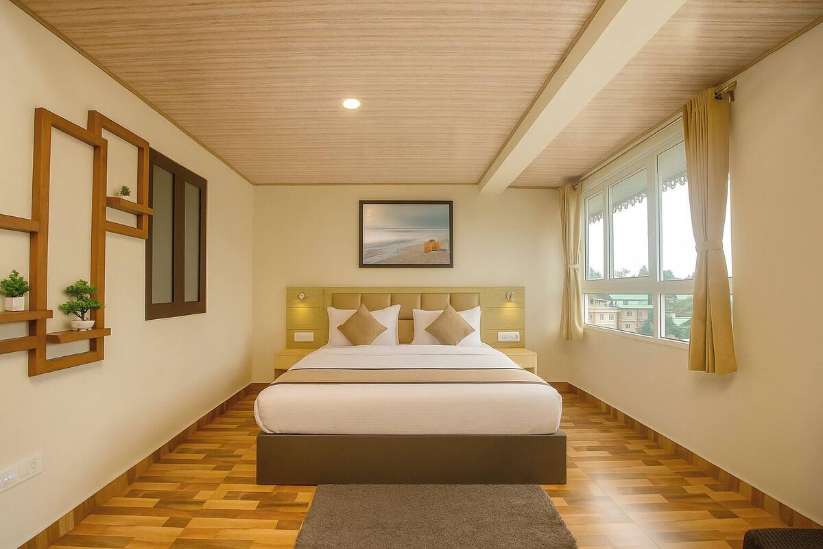 In-room safe, soundproofing, iron/ironing board, free WiFi