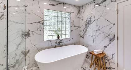 < 1 Mi to SAU: Newly Renovated Home w/ Yard!