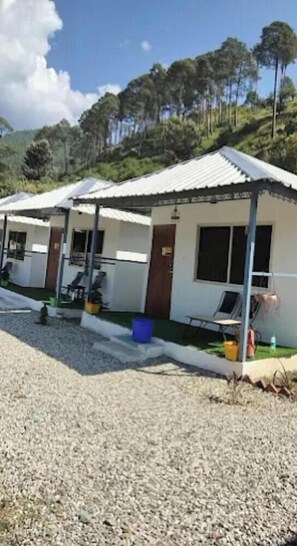 Front of property - Veda Cottage (Barkot)