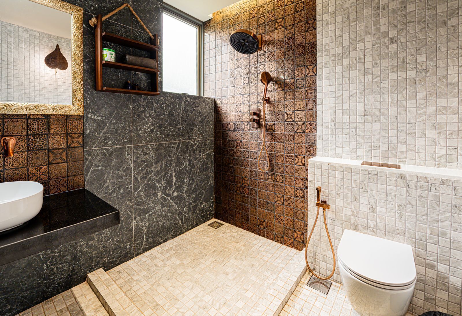 Photo - West nest Bohemian