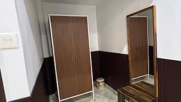 Deluxe 2 Double Bed Room | Free WiFi