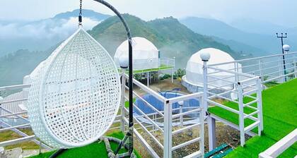 HR 26 Hotels & Resorts