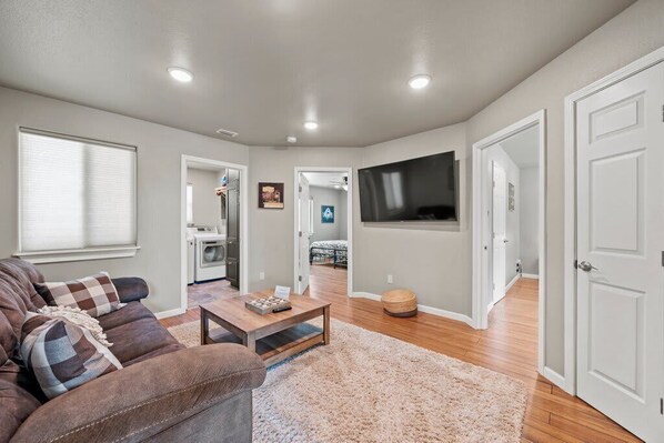 TV, fireplace, offices