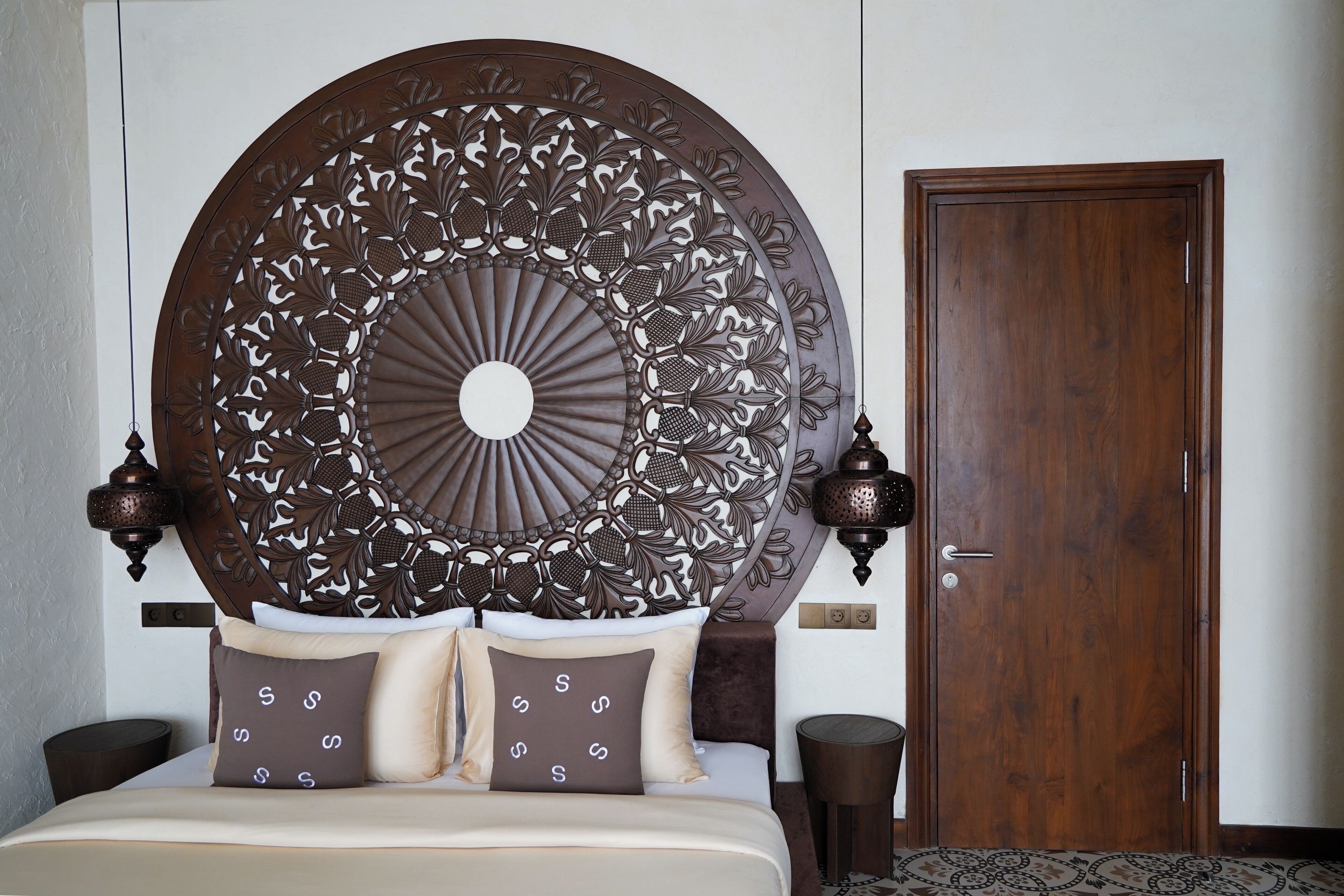 Premium bedding, down comforters, pillowtop beds, minibar