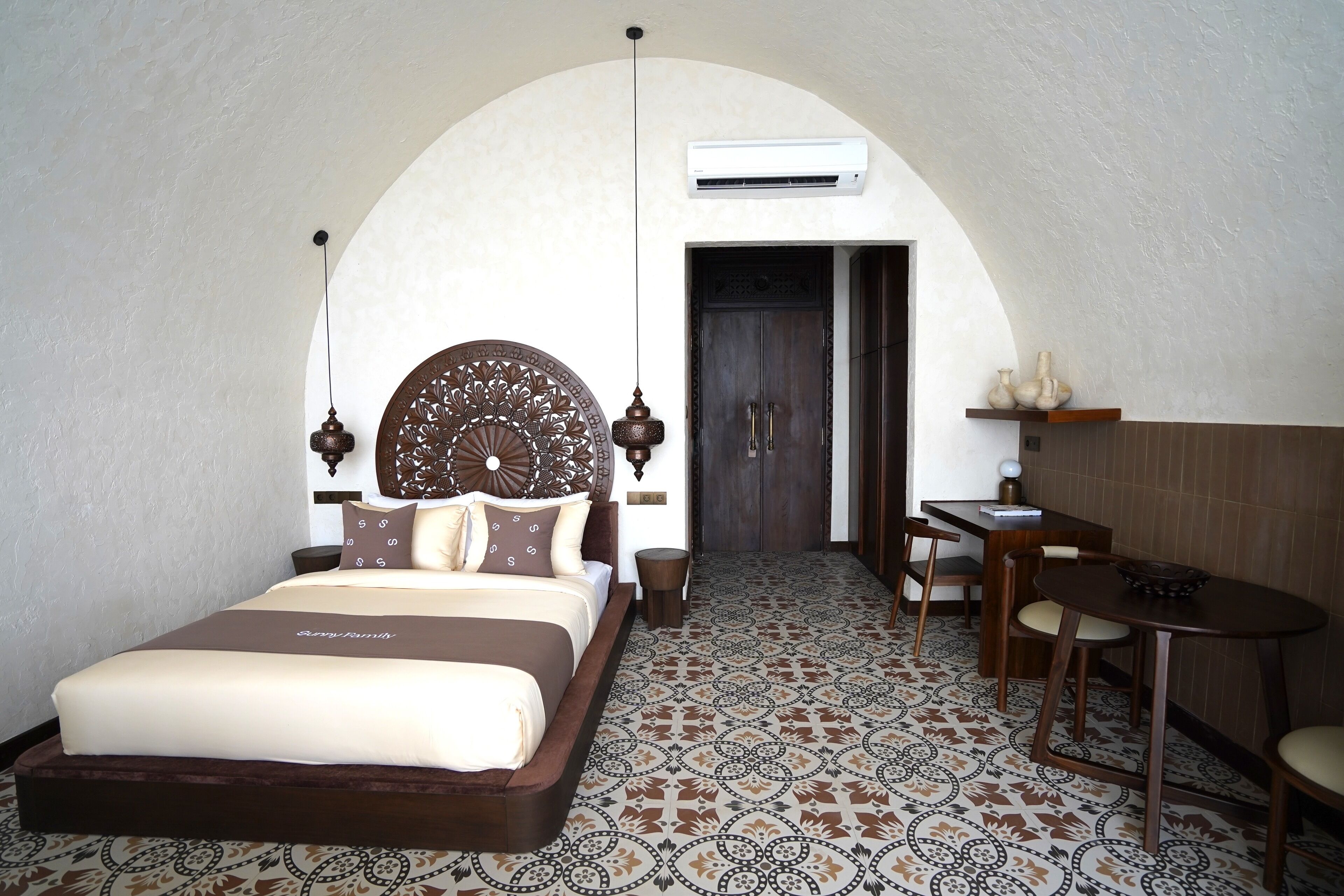 Standard Apartment, Ocean View | Premium bedding, down comforters, pillowtop beds, minibar