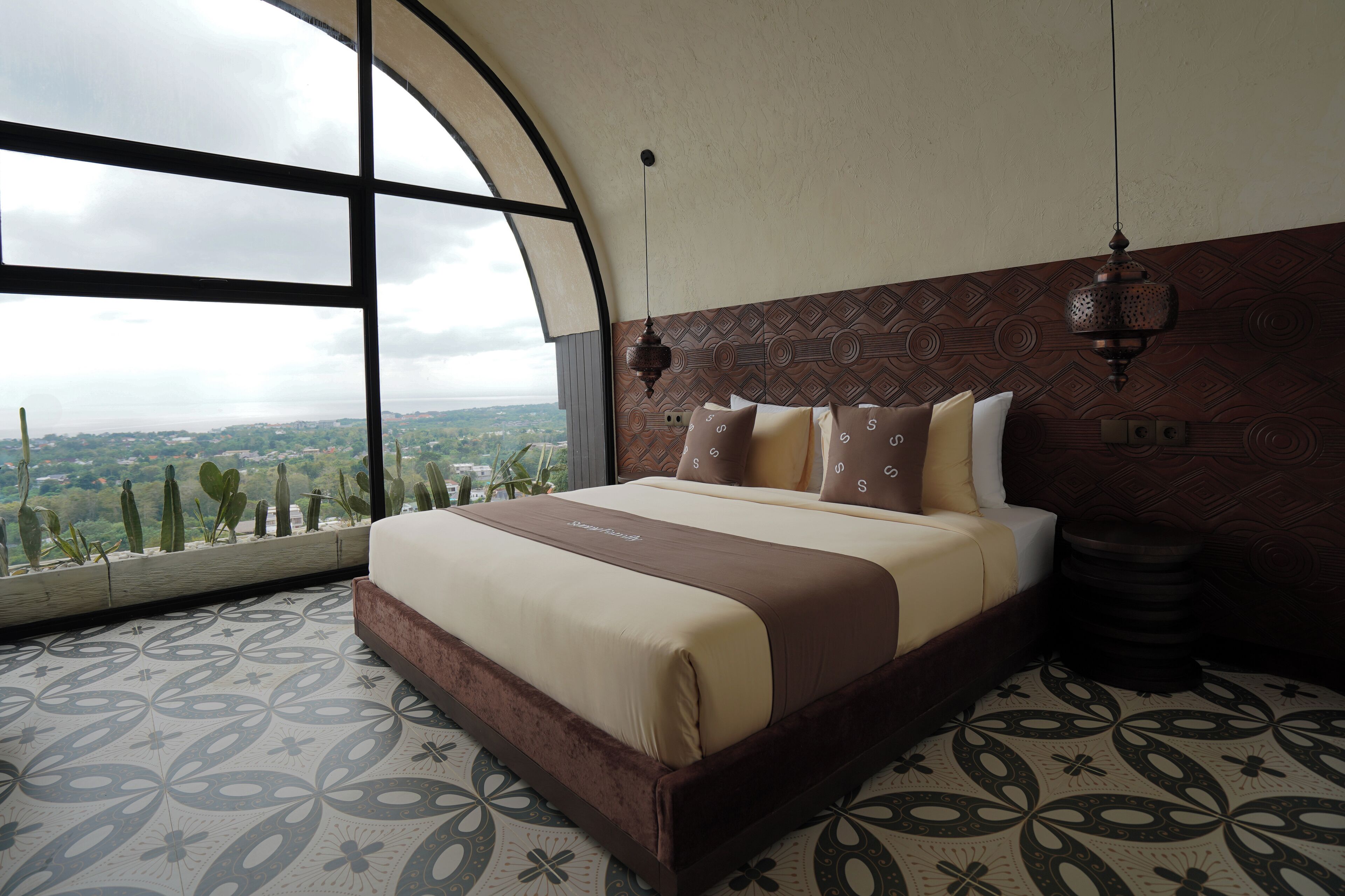 Phòng 4 Cao cấp, quang cảnh biển | Bộ đồ giường cao cấp, chăn bông, nệm có lớp đệm bông, minibar 