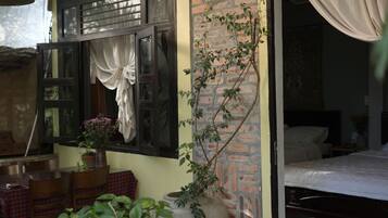 1 bedroom, iron/ironing board, WiFi