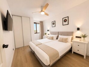 2 habitaciones, tabla de planchar con plancha, wifi y ropa de cama 