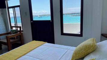 1 chambre, fer et planche Ă repasser, Wi-Fi gratuit, draps fournis