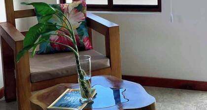 Suite with spectacular ocean view, you will wake up to the sound of the sea.