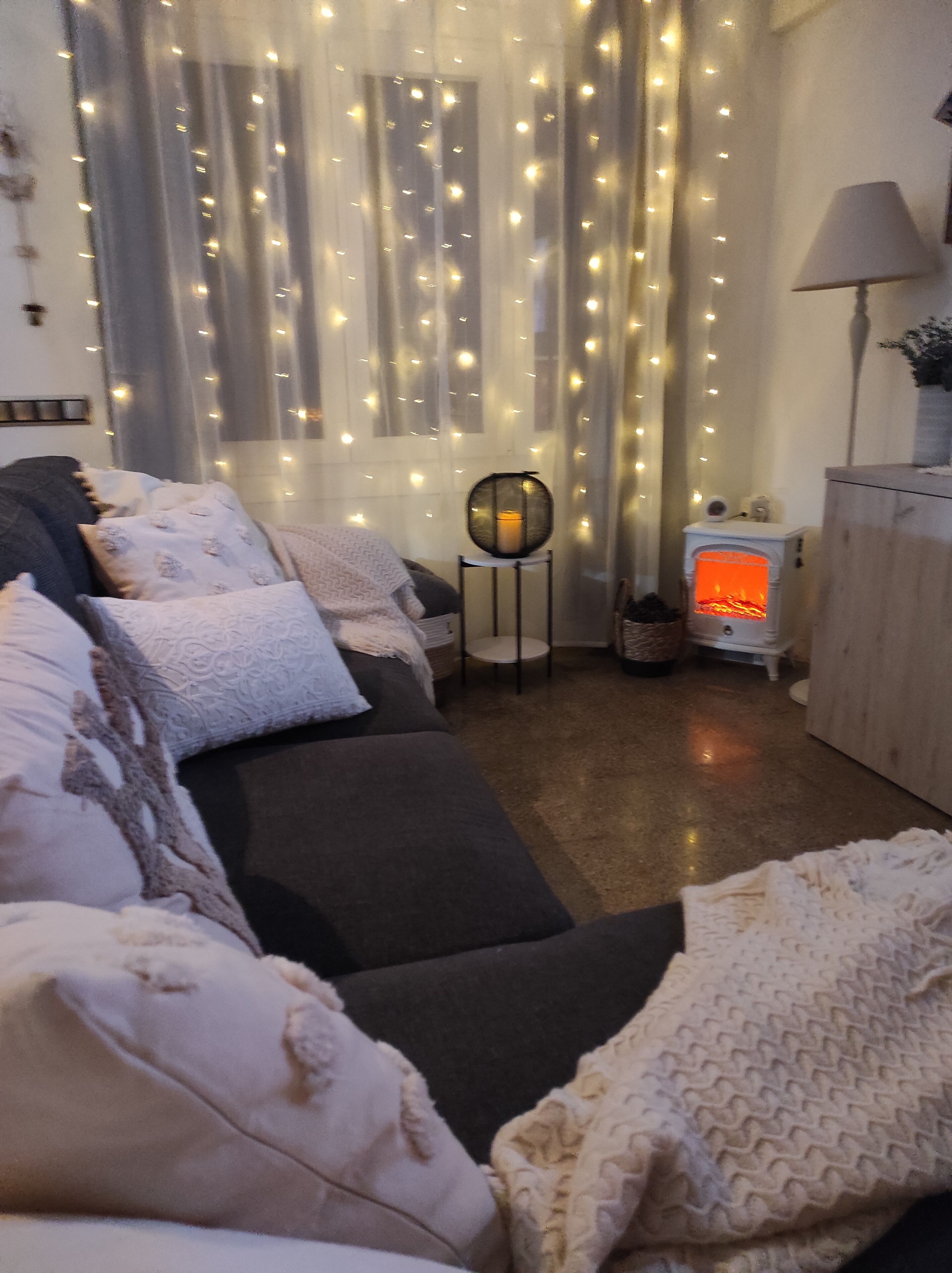 Una Smart TV, libros