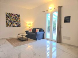 Smart TV 32 pulgadas con canales de televisión digitales