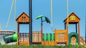 Children’s play area – outdoor
