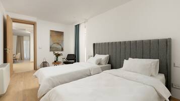 In-room safe, iron/ironing board, free WiFi