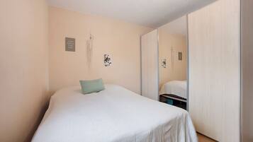 2 Schlafzimmer, Bügeleisen/Bügelbrett, WLAN, Bettwäsche